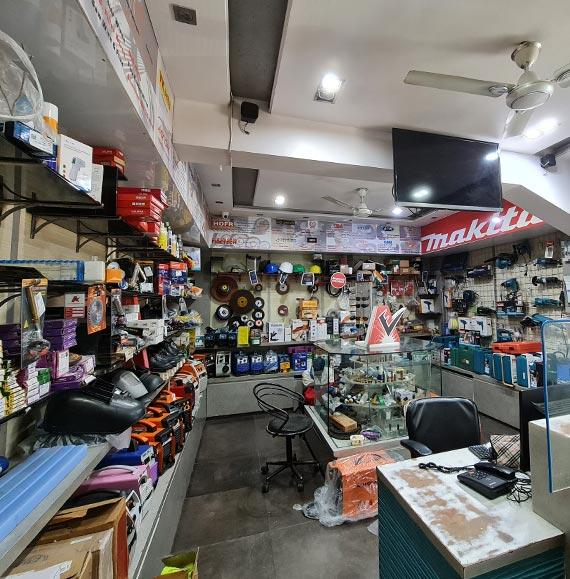 Greater Noida Walk-in Store